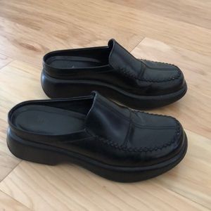 Dansko Black Nursing Clogs Slides Mules